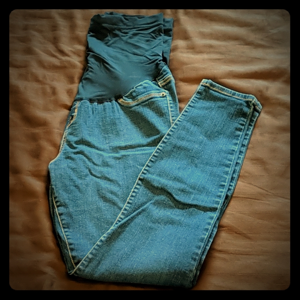 Maternity Liz Lange dark wash jeggings, size small